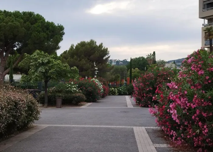 Eden - 300m De La Mer , Parking Privatif Inclus Apartment *